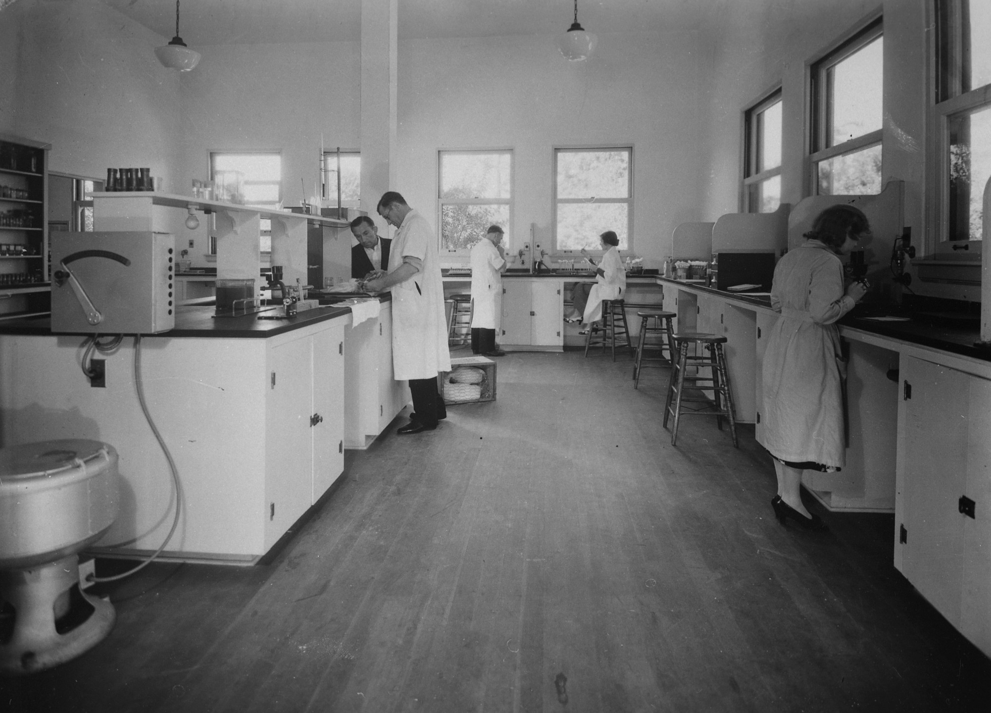 Part of the laboratory space inside the Scripps Hospital and Biological Research Institute.