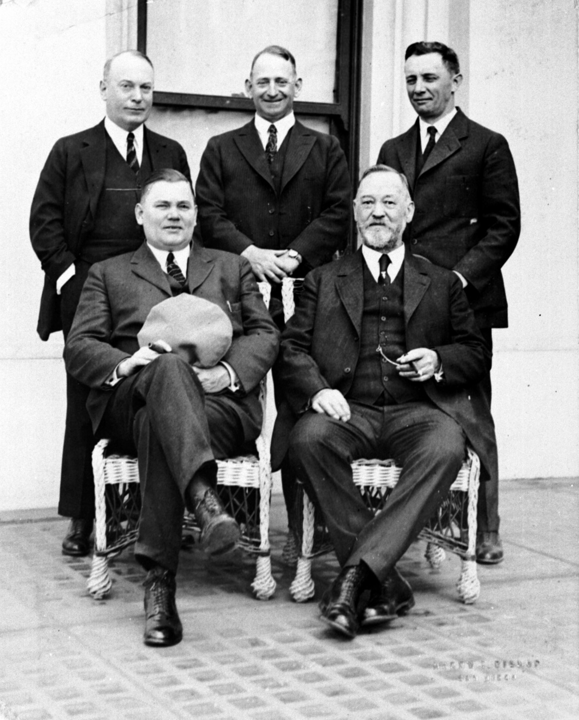 In April 1924, Dr. Harry met with officials from the St. Louis Zoo and the Nashville Zoo and formed the National Association of Zoological Executives, an association that could exchange information, trade animals, and assist one another with importations. This photo was taken with Dr. Harry and the St. Louis officials at the Hotel del Coronado, where the meeting took place. Top, left to right: A.D. Luchrman, St. Louis Zoo; Harry M. Wegeforth, San Diego Zoo; George P. Vierheller, St. Louis Zoo. Seated, left to right: Fred W. Pape, St. Louis Zoo; Frank Schwartz, St. Louis Zoo.
In October 1924, the organization added aquariums to the membership and changed its name to the American Association of Zoological Parks and Aquariums.