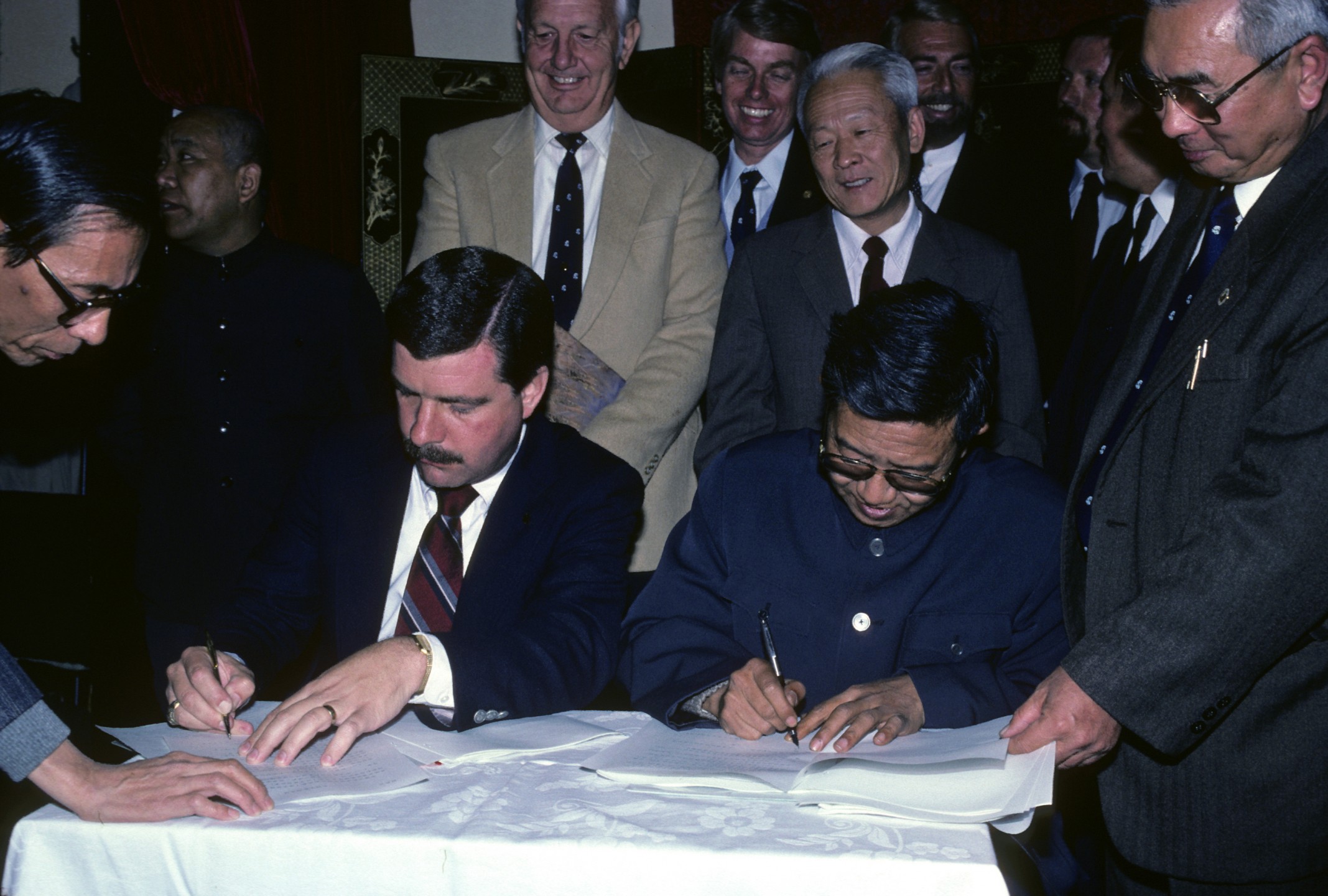 San Diego Zoo and Chengdu Zoo agreement signing