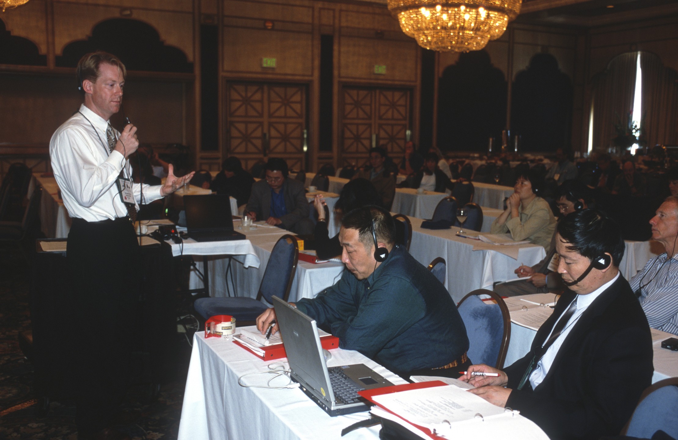 Dr. Mark Edwards speaking at the Panda 2000 Conference